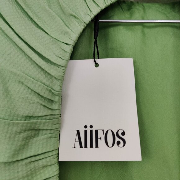 Aiifos Short Sleeve Keyhole Back Maxi Dress in Green Medium - Picture 12 of 12